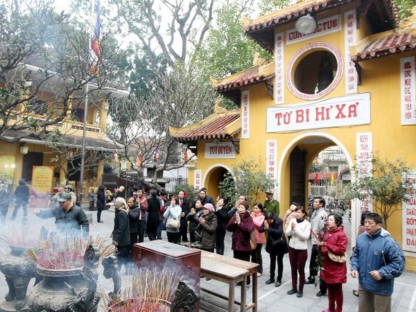 Visiting pagodas in Can Tho in the New Year - ảnh 1